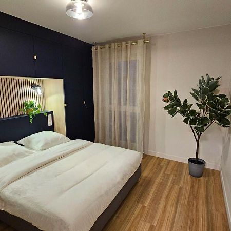 Apartamento L'Ecrin Bleu Aubervilliers Exterior foto